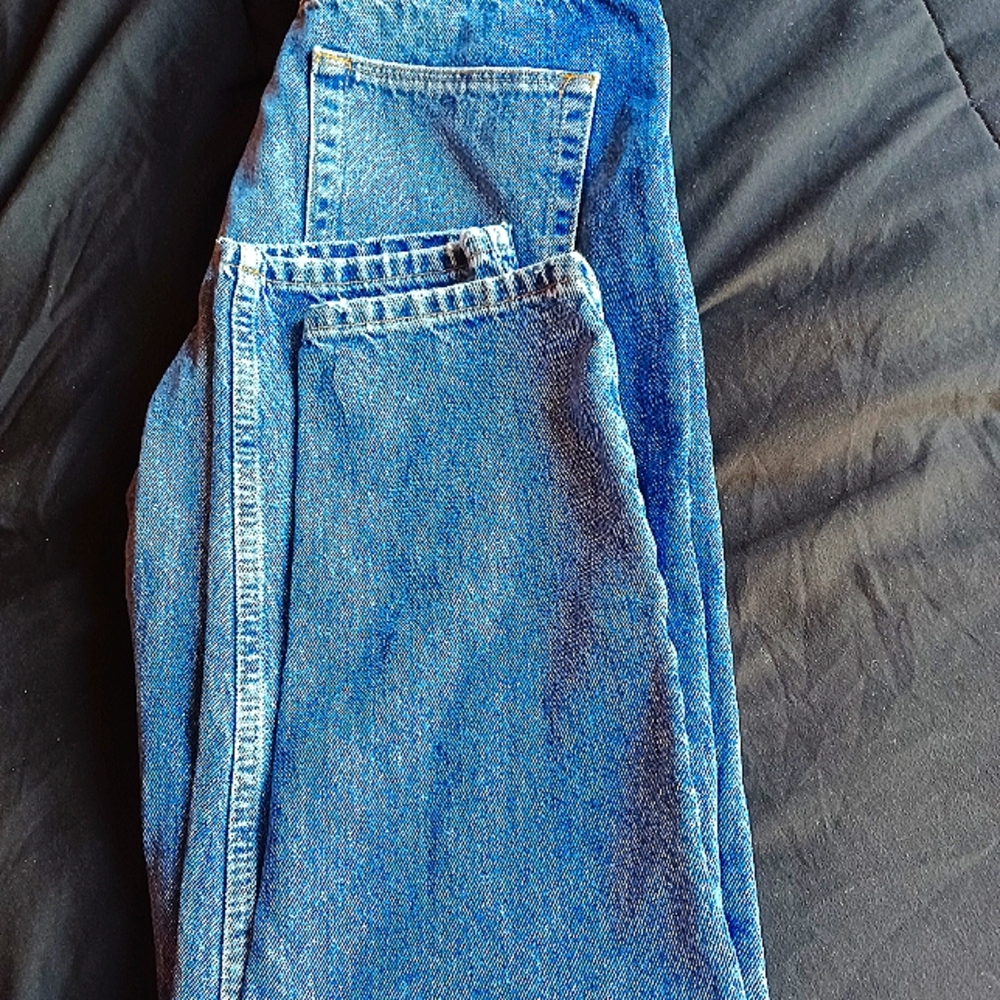 So the jeans don't have a size so if you have a w:26 and l:30 you can have them